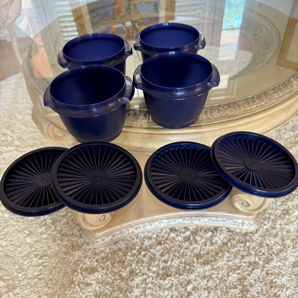 TUPPERWARE Servalier Bowls Set of 4 ~ 20 ounce w/Seals NEW Navy Blue